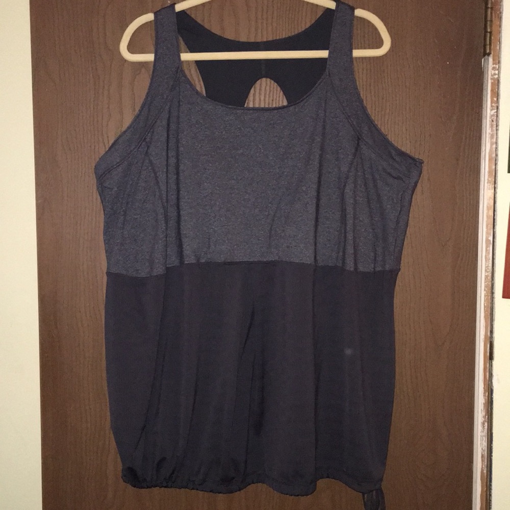 Old navy plus size 4X workout top.